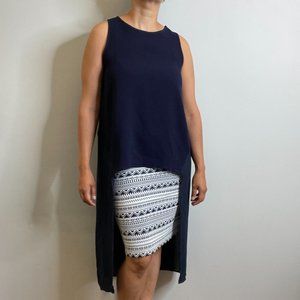 Sleeveless Navy High Low Top -M-